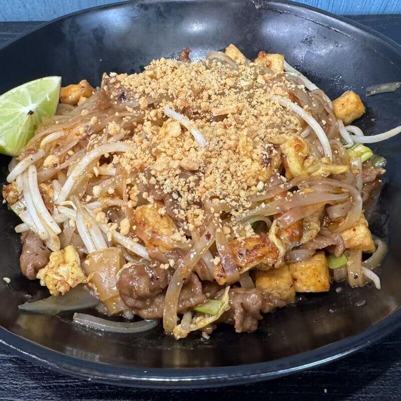 Pad Thai/ Beef
